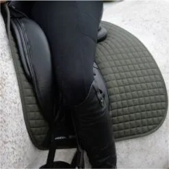 Weatherbeeta Prime Dressage Saddle Pad 1000745 - Olive Colour Olive -Weatherbeeta Shop 5211 98769531462dae2e48552a0f395ecf0a.700x700