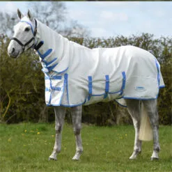 2023 Weatherbeeta Sweet Itch Shield Fly Rug With FREE Fly Mask WFRFM3 - White / Blue / Navy -Weatherbeeta Shop 6372 202220Weatherbeeta20Sweet20Itch20Shield20Combo20Neck20100620920 20White2020Blue2010062092011.700x700