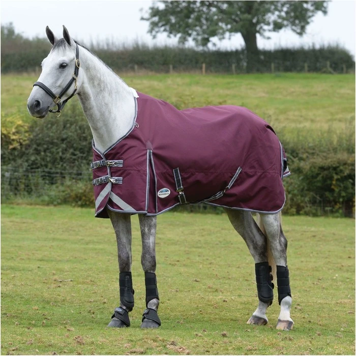 Weatherbeeta Comfitec Plus Dynamic II Lite Standard Neck Rug - Maroon / Grey 3 Weatherbeeta Comfitec Plus Dynamic II Lite Standard Neck Rug - Maroon / Grey